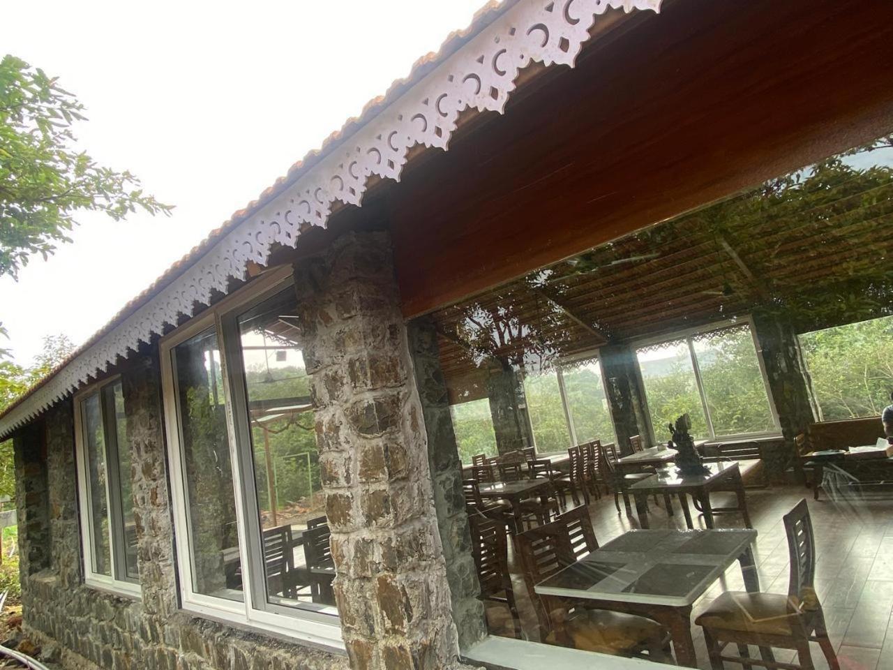 Eshi Resorts And Restaurant - Bhimashankars Jungle Luxury Resort Taleghar Kültér fotó