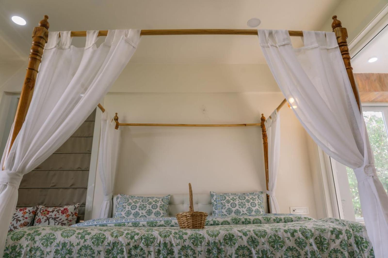 Eshi Resorts And Restaurant - Bhimashankars Jungle Luxury Resort Taleghar Kültér fotó