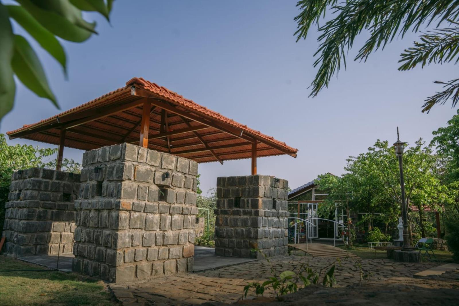 Eshi Resorts And Restaurant - Bhimashankars Jungle Luxury Resort Taleghar Kültér fotó