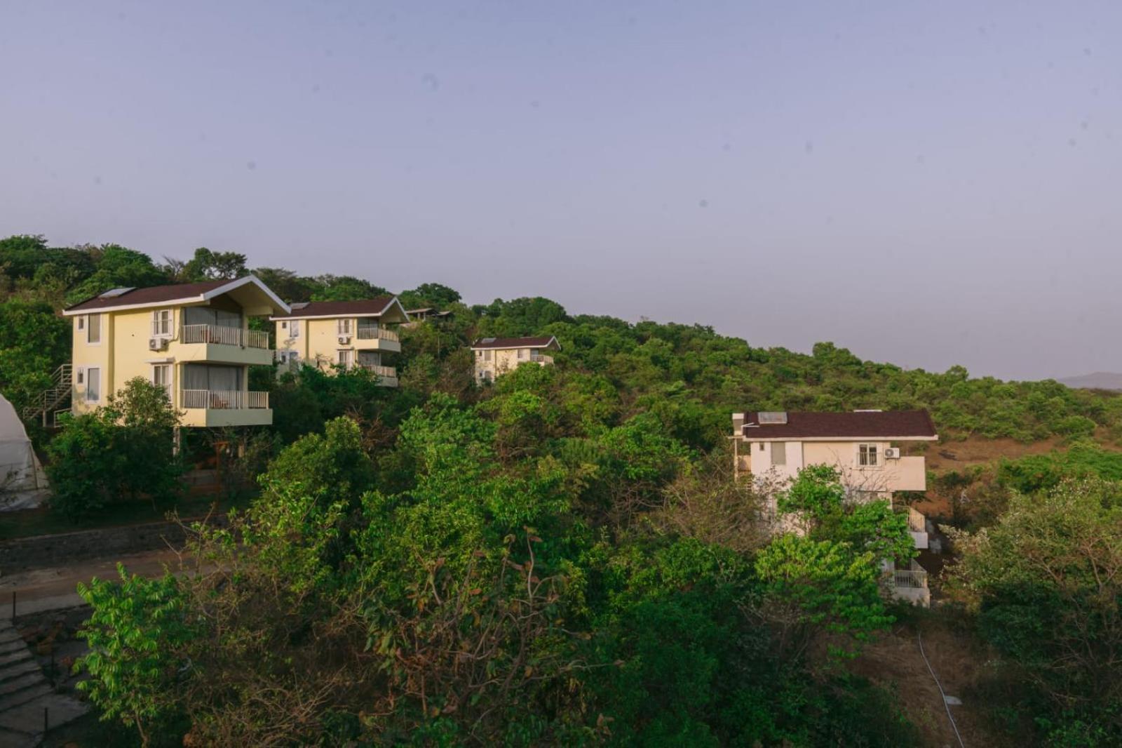 Eshi Resorts And Restaurant - Bhimashankars Jungle Luxury Resort Taleghar Kültér fotó