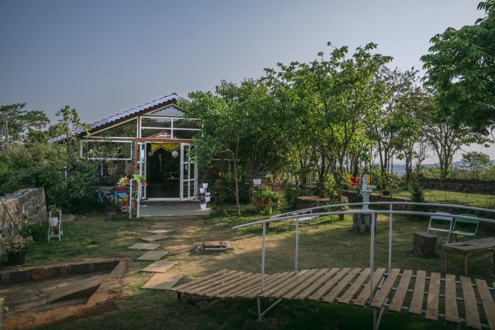 Eshi Resorts And Restaurant - Bhimashankars Jungle Luxury Resort Taleghar Kültér fotó