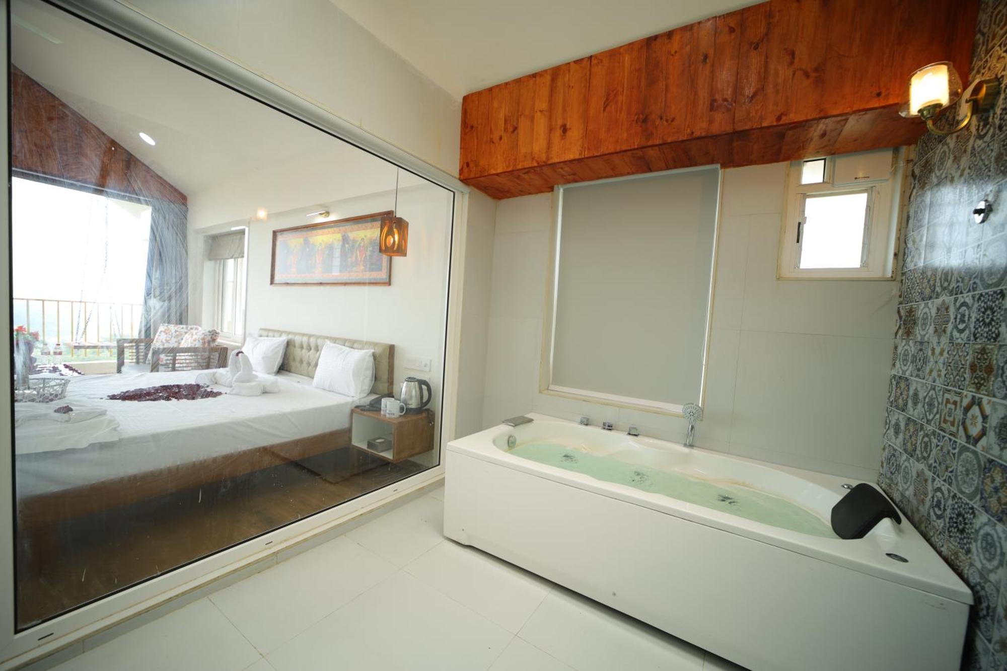 Eshi Resorts And Restaurant - Bhimashankars Jungle Luxury Resort Taleghar Kültér fotó